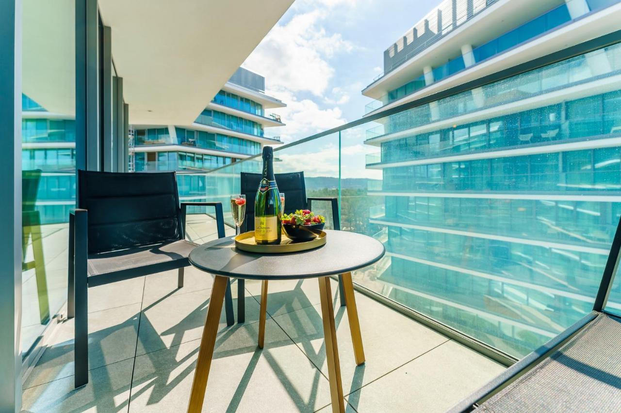 Apartament Waves - Baltic View By Noclegi Renters Miedzyzdroje Ngoại thất bức ảnh