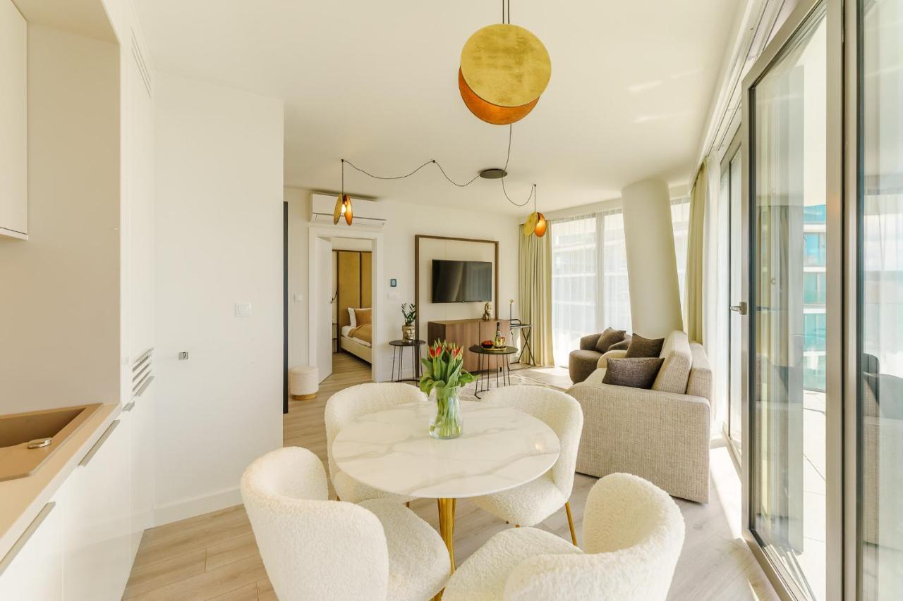 Apartament Waves - Baltic View By Noclegi Renters Miedzyzdroje Ngoại thất bức ảnh