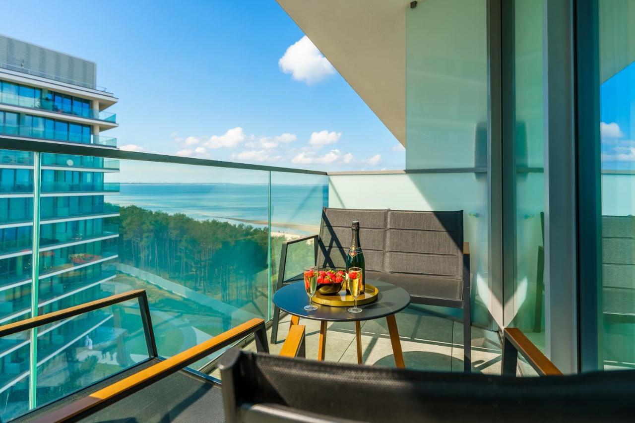 Apartament Waves - Baltic View By Noclegi Renters Miedzyzdroje Ngoại thất bức ảnh